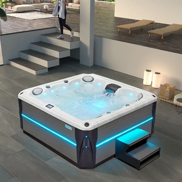 Гидромассажный спа-бассейн SP-001Pro Размер: 2100 x 2100 x 900 мм