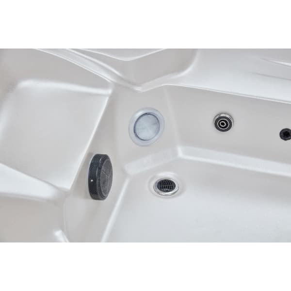 Гидромассажный спа-бассейн SP-007 Размер: 2160 x 2160 x 800 мм