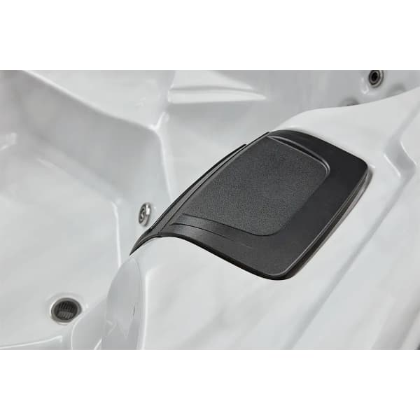 Гидромассажный спа-бассейн SP-008 Размер: 2080 x 2080 x 900 мм