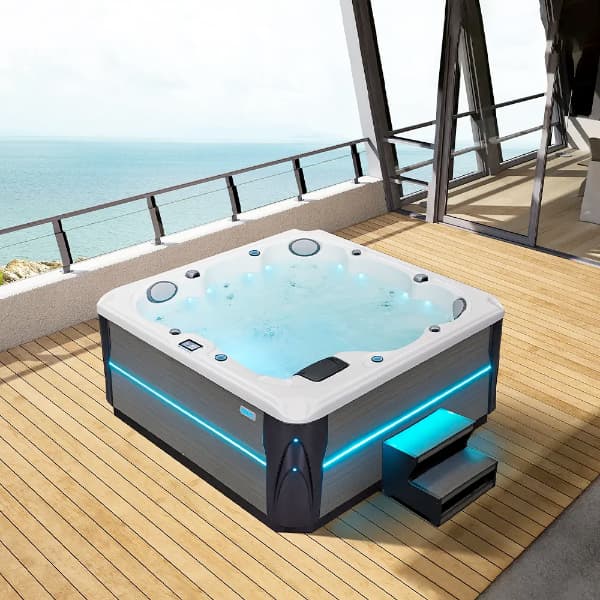 Гидромассажный спа-бассейн SP-012Pro Размер: 2160 х 2160 х 900 мм